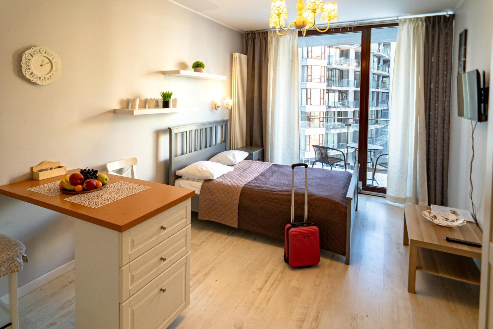 Triton Apartments Варшава Экстерьер фото