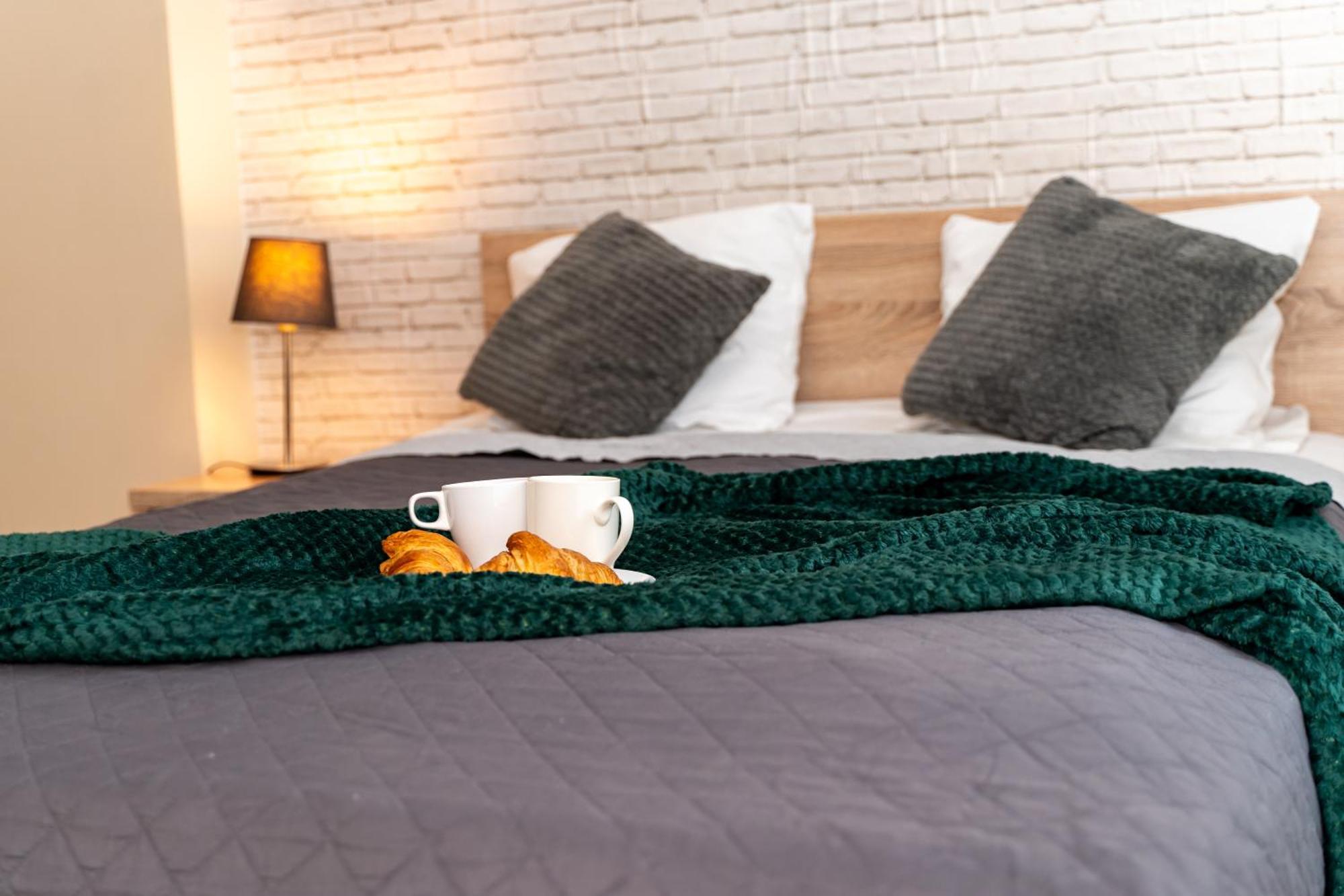 Triton Apartments Варшава Экстерьер фото